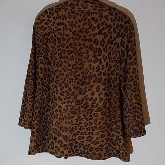 Vakko Suede Leather Leopard Print Jacket. - Picture 8 of 14